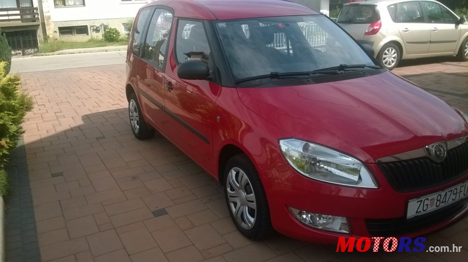 2012' Skoda Roomster photo #2