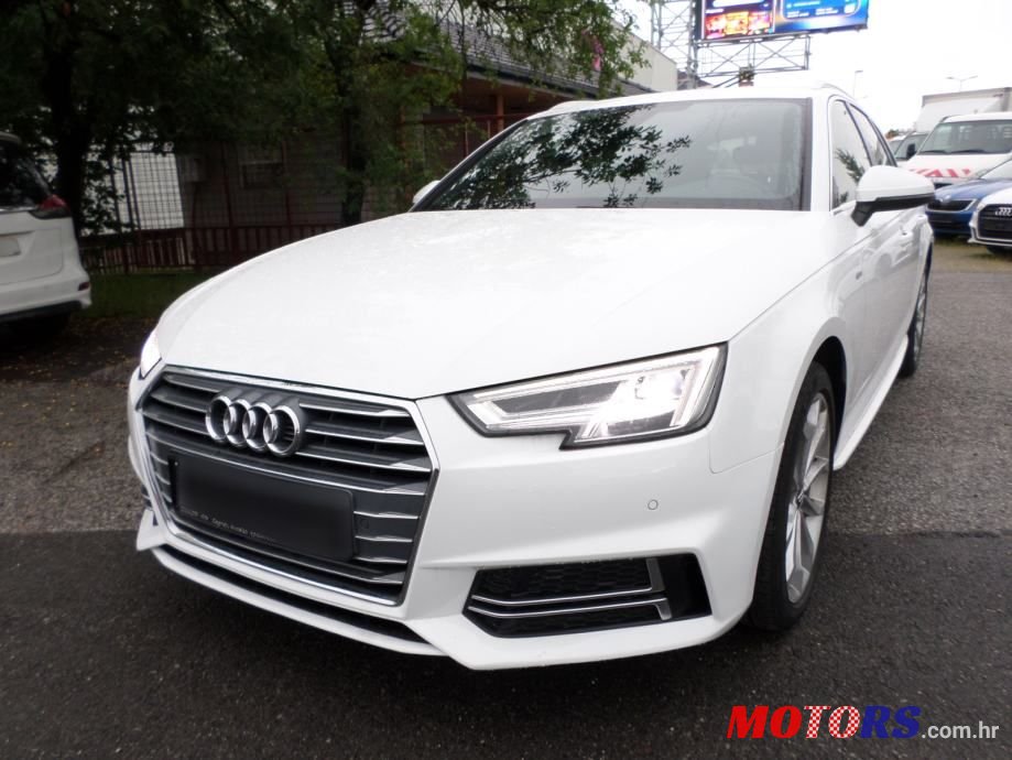 2018' Audi A4 Avant photo #1
