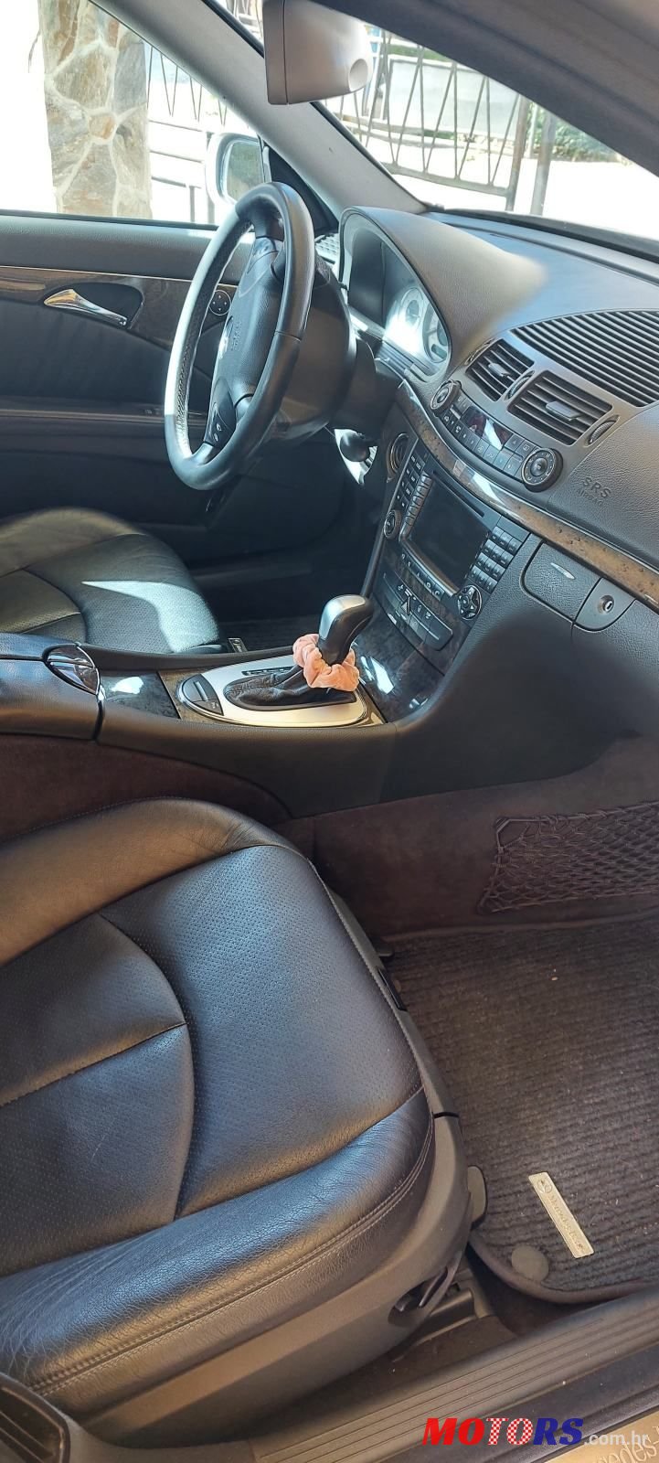 2005' Mercedes-Benz E-Klasa 320 Cdi photo #5