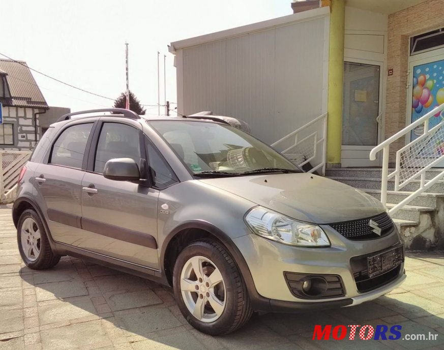 2011' Suzuki SX4 2,0 Gs photo #1