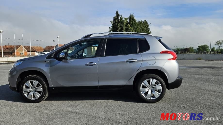2016' Peugeot 2008 1,2 photo #1