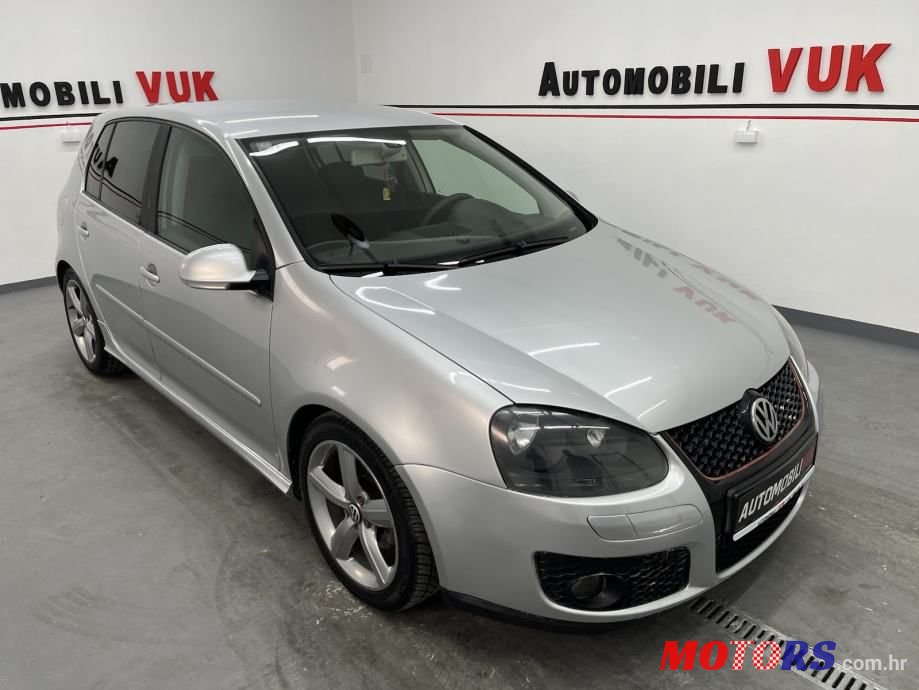 2004' Volkswagen Golf 5 1,9 Tdi photo #1