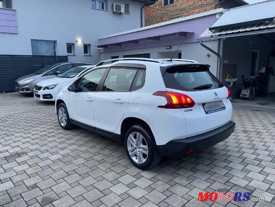 2017' Peugeot 2008 1,6 Bluehdi photo #4