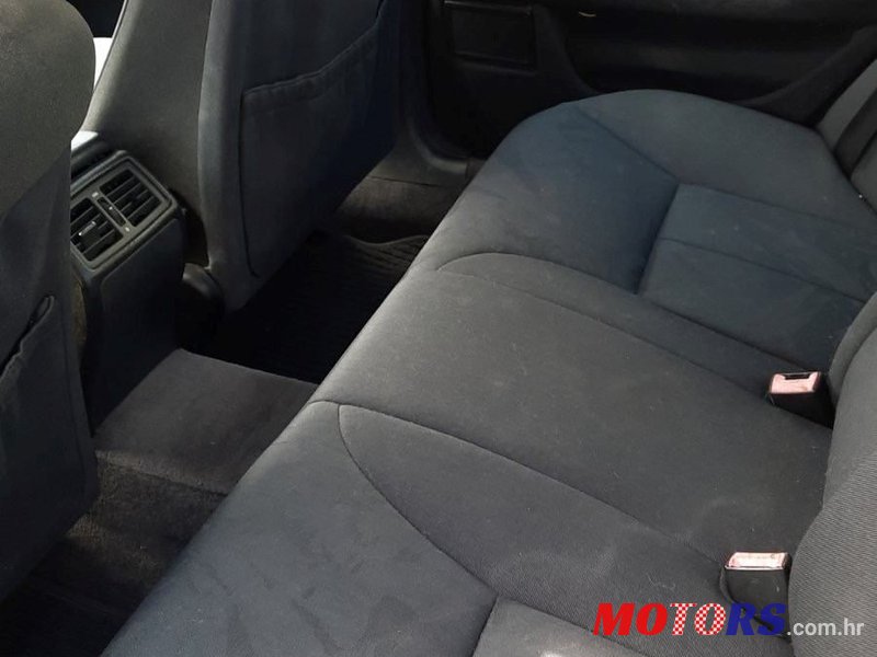 1996' Mercedes-Benz E-Klasa 220 D photo #5