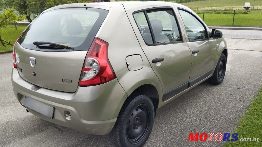 2010' Dacia Sandero 1,4 photo #3