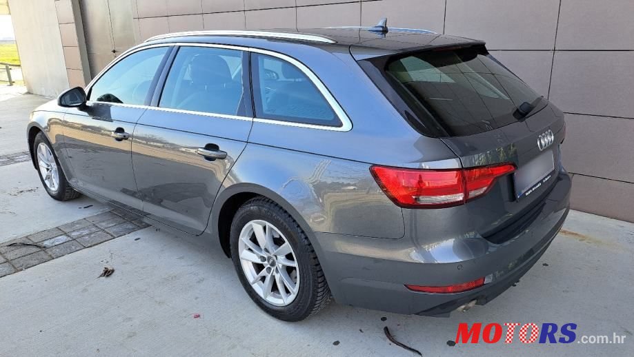 2016' Audi A4 Avant photo #4