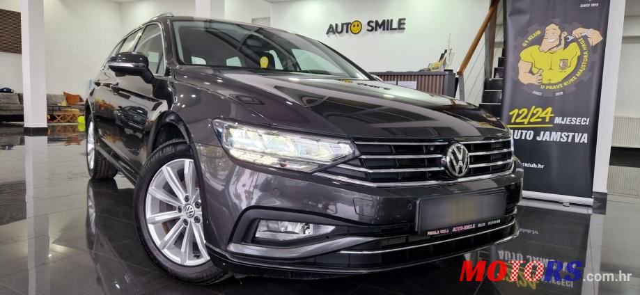 2019' Volkswagen Passat Variant photo #3