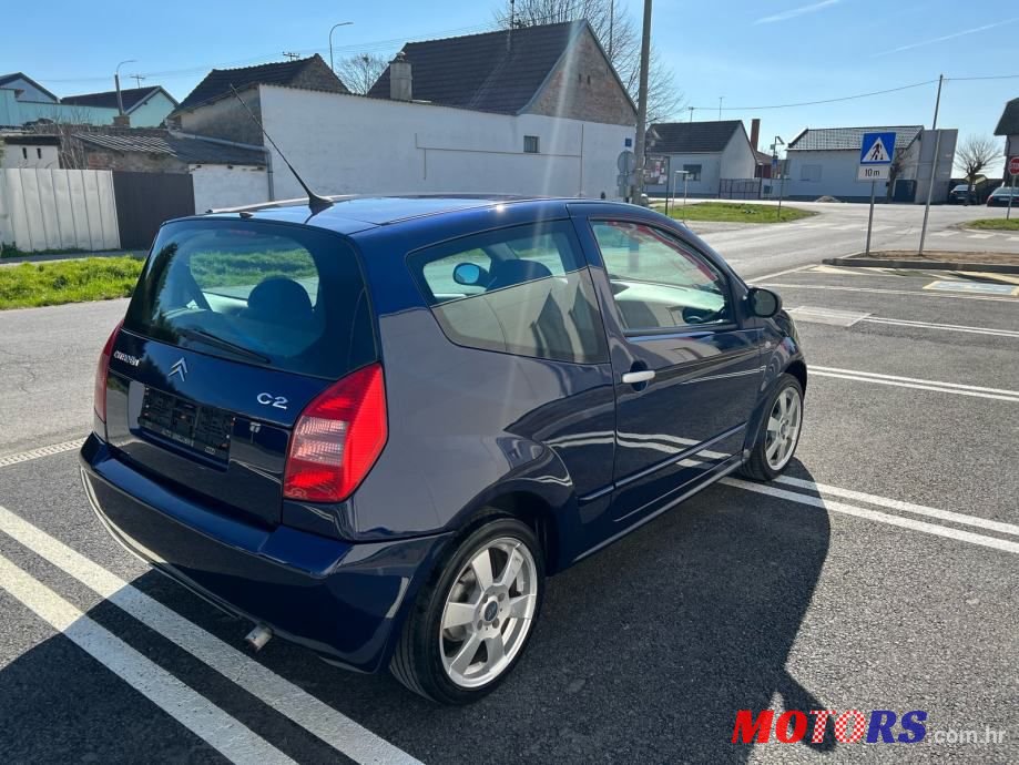 2004' Citroen C2 photo #6