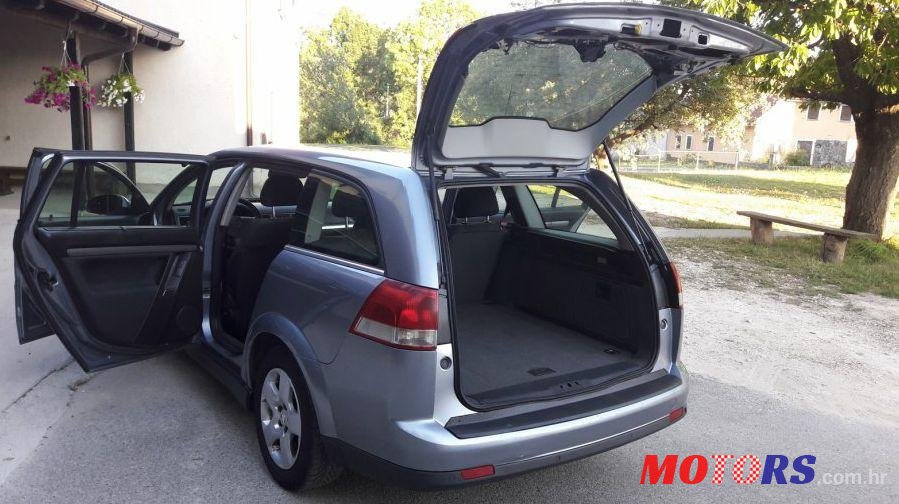 2006' Opel Vectra Karavan photo #1