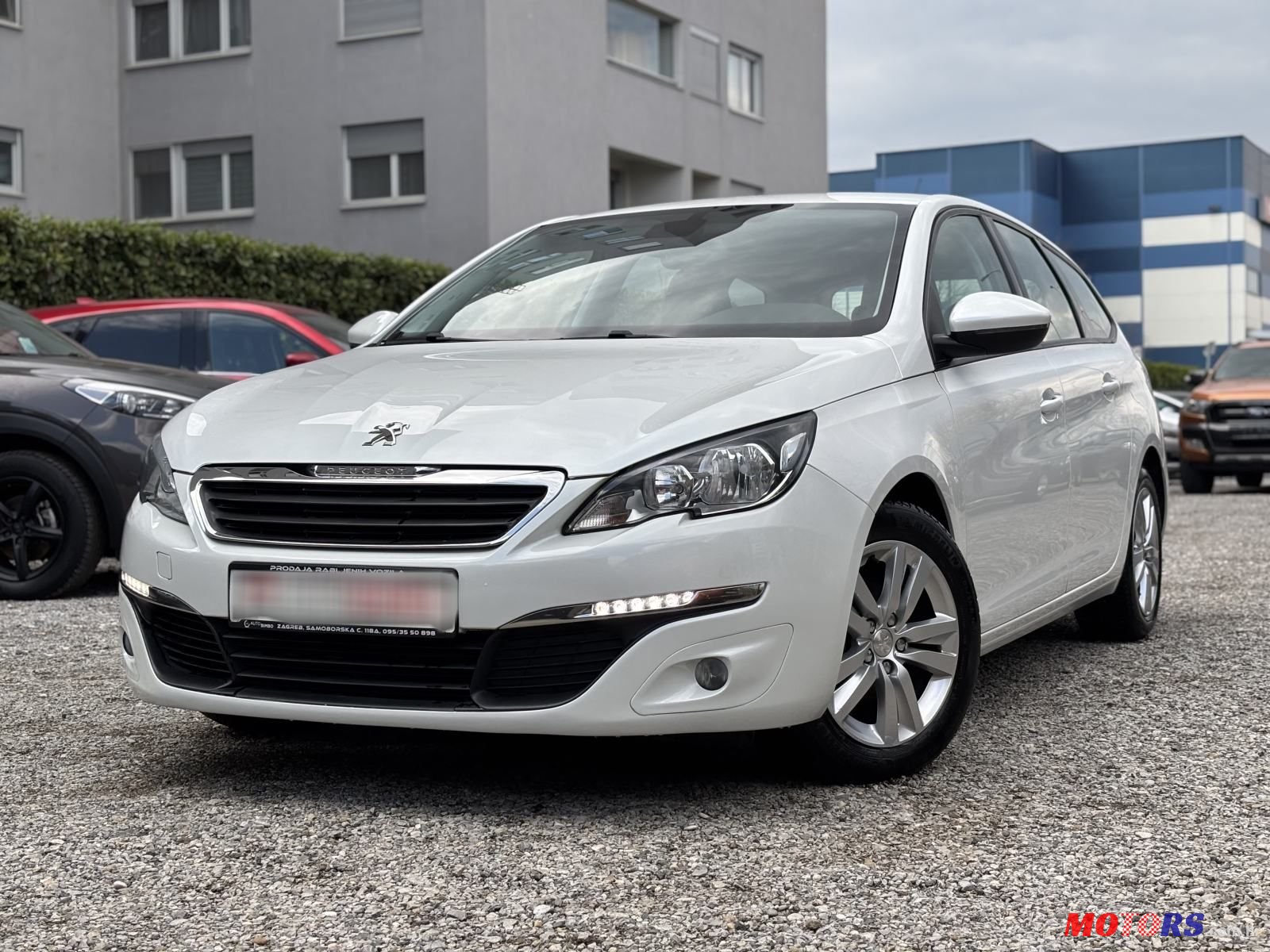 2016' Peugeot 308 Sw photo #1