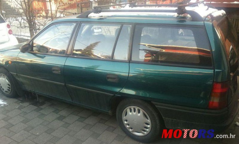 1998' Opel Astra Karavan 1.4 I photo #1