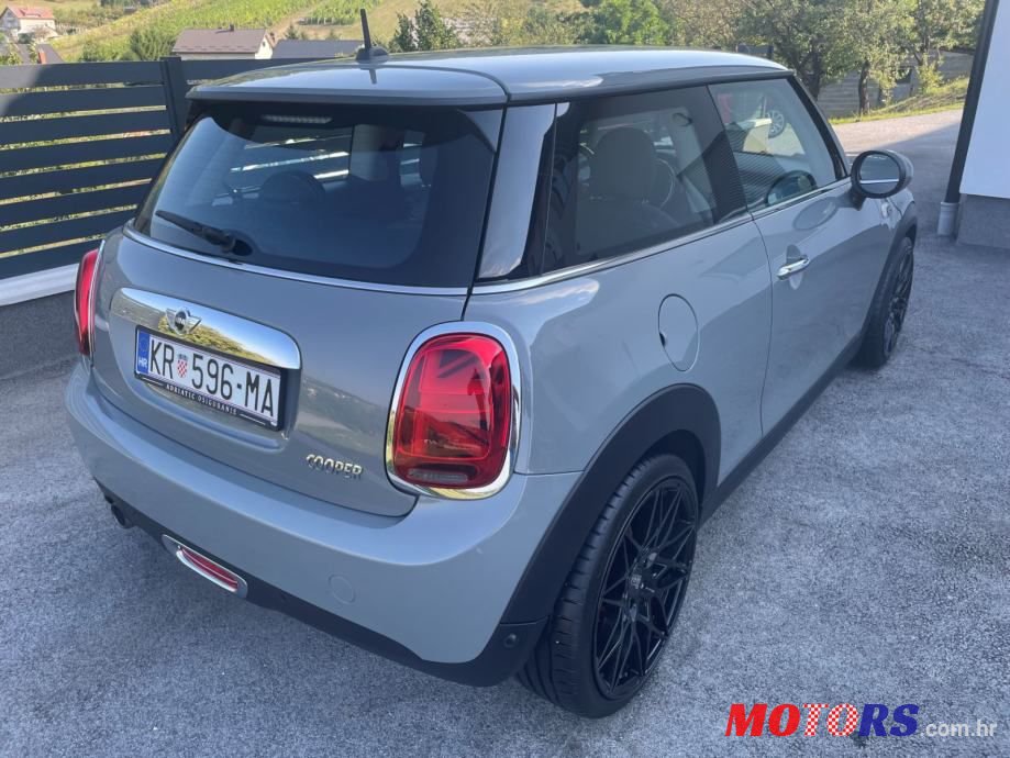 2016' MINI Cooper photo #2