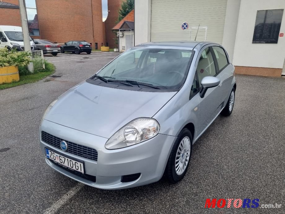 2007' Fiat Grande Punto photo #1