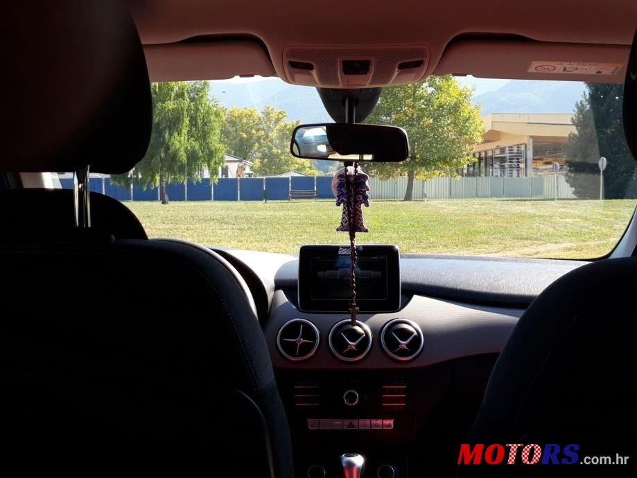 2017' Mercedes-Benz B-Klasa 180 D photo #6