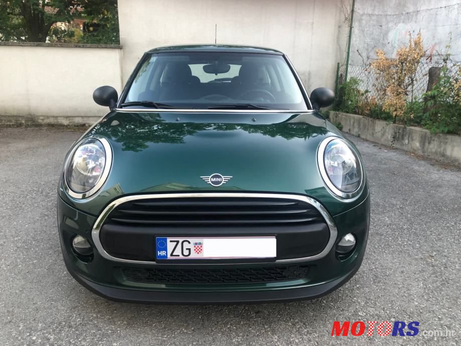 2018' MINI Cooper D photo #1