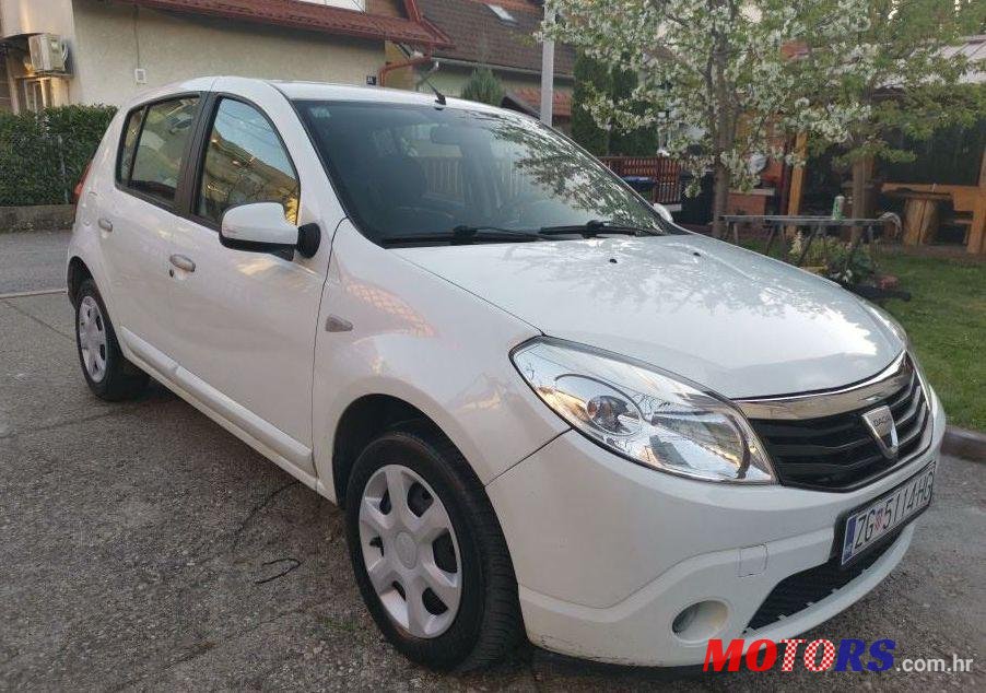 2009' Dacia Sandero 1,4 photo #1
