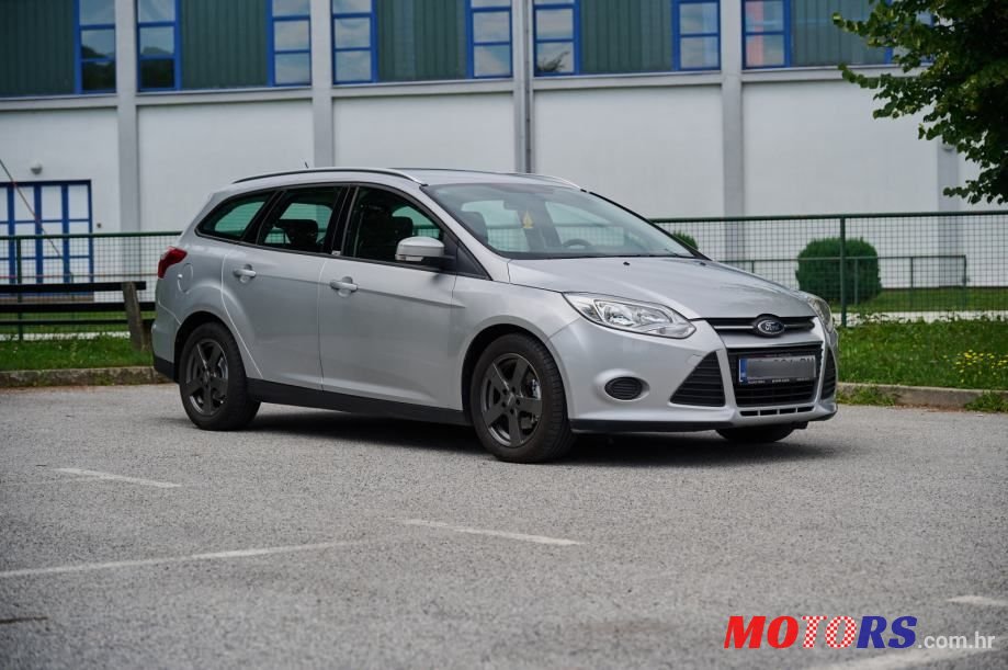 2013' Ford Focus Karavan photo #5