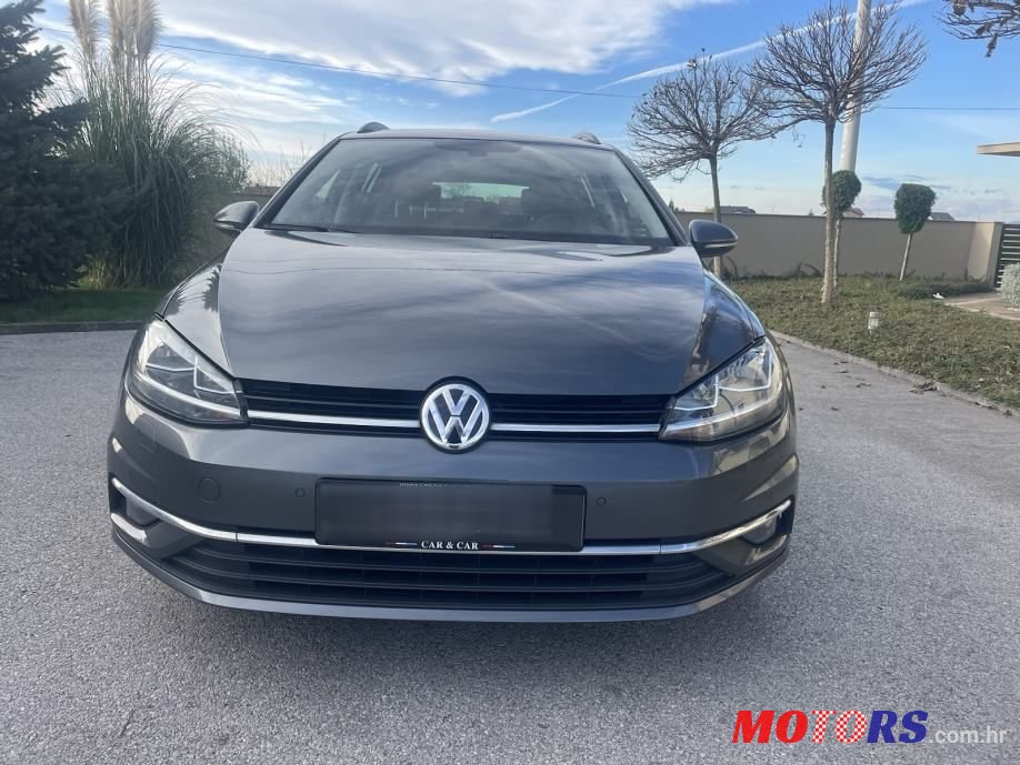 2018' Volkswagen Golf 7 Variant photo #2