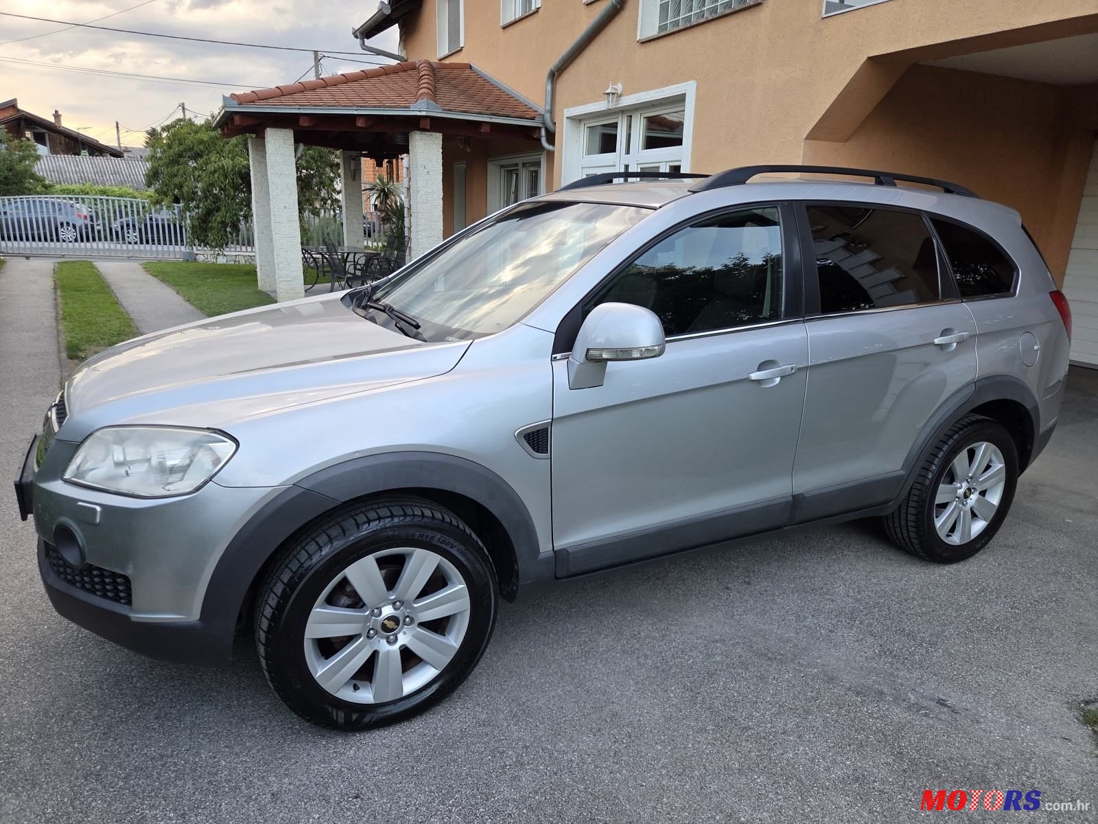 2009' Chevrolet Captiva 2,0 D Lt photo #1