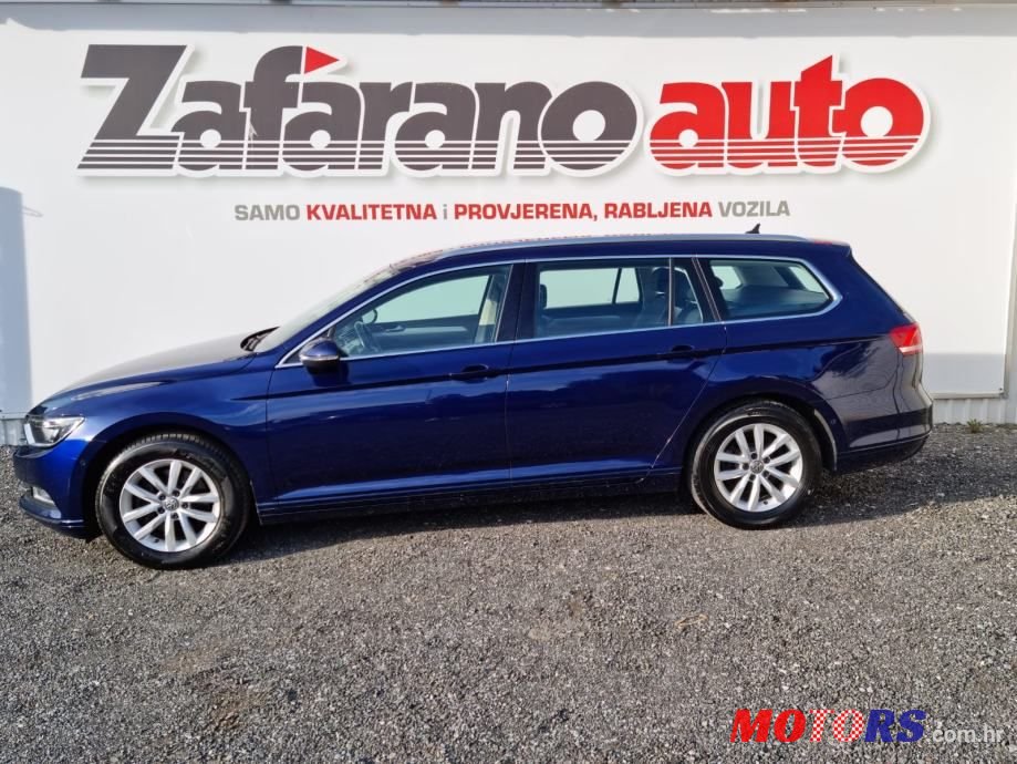 2019' Volkswagen Passat Variant photo #3