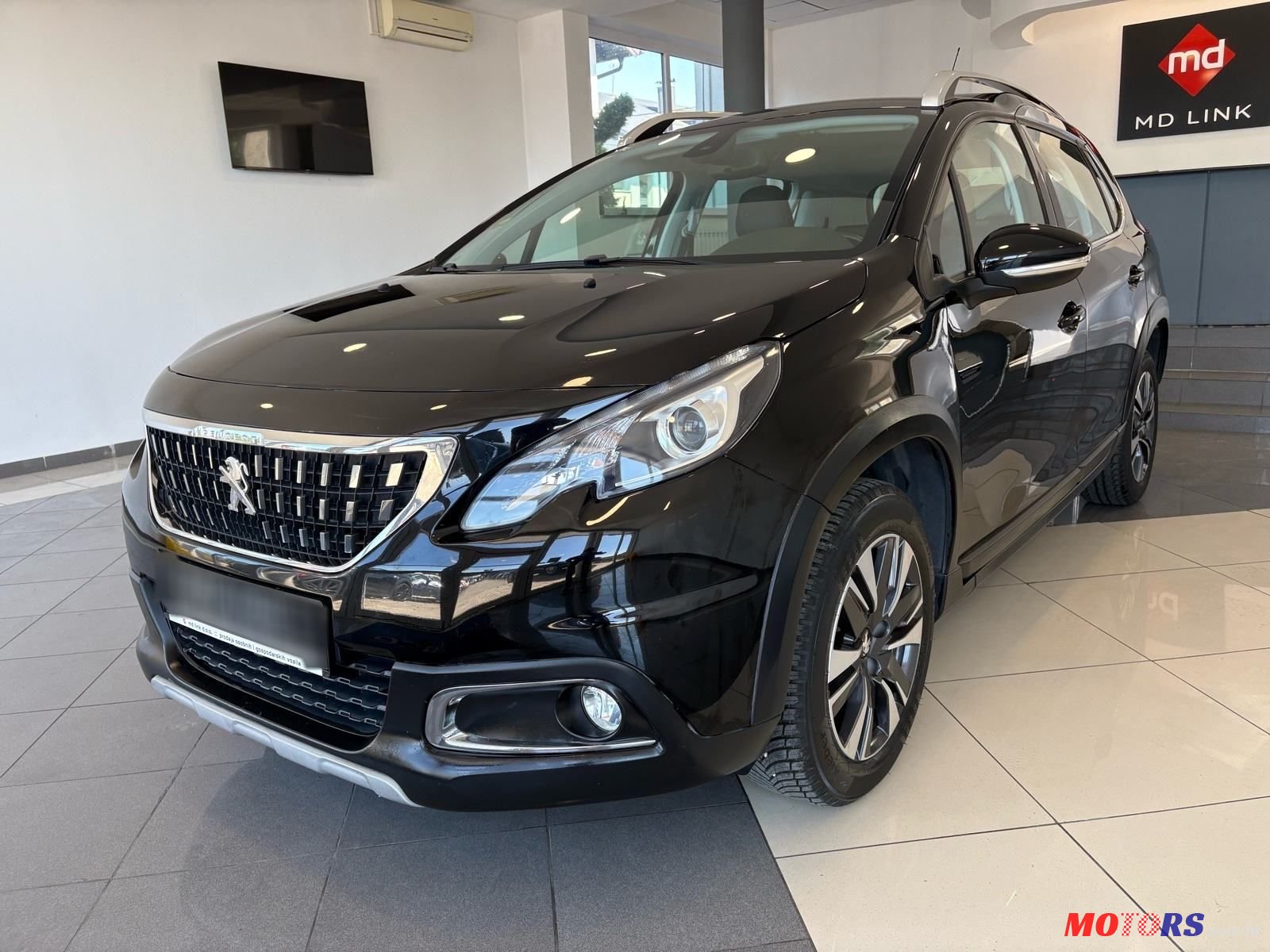 2017' Peugeot 2008 1,6 Bluehdi photo #1