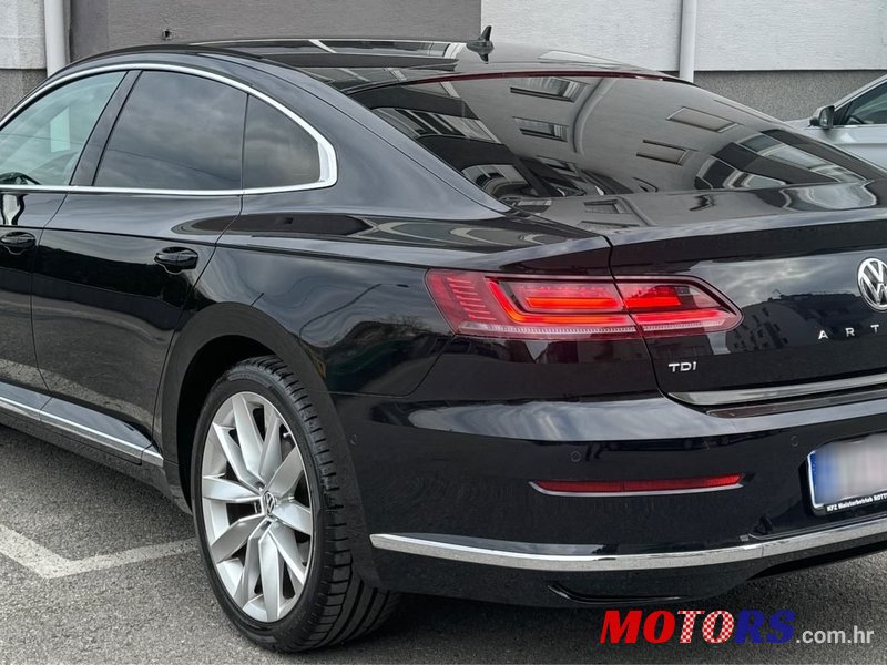 2017' Volkswagen Arteon 2,0 Tdi photo #6
