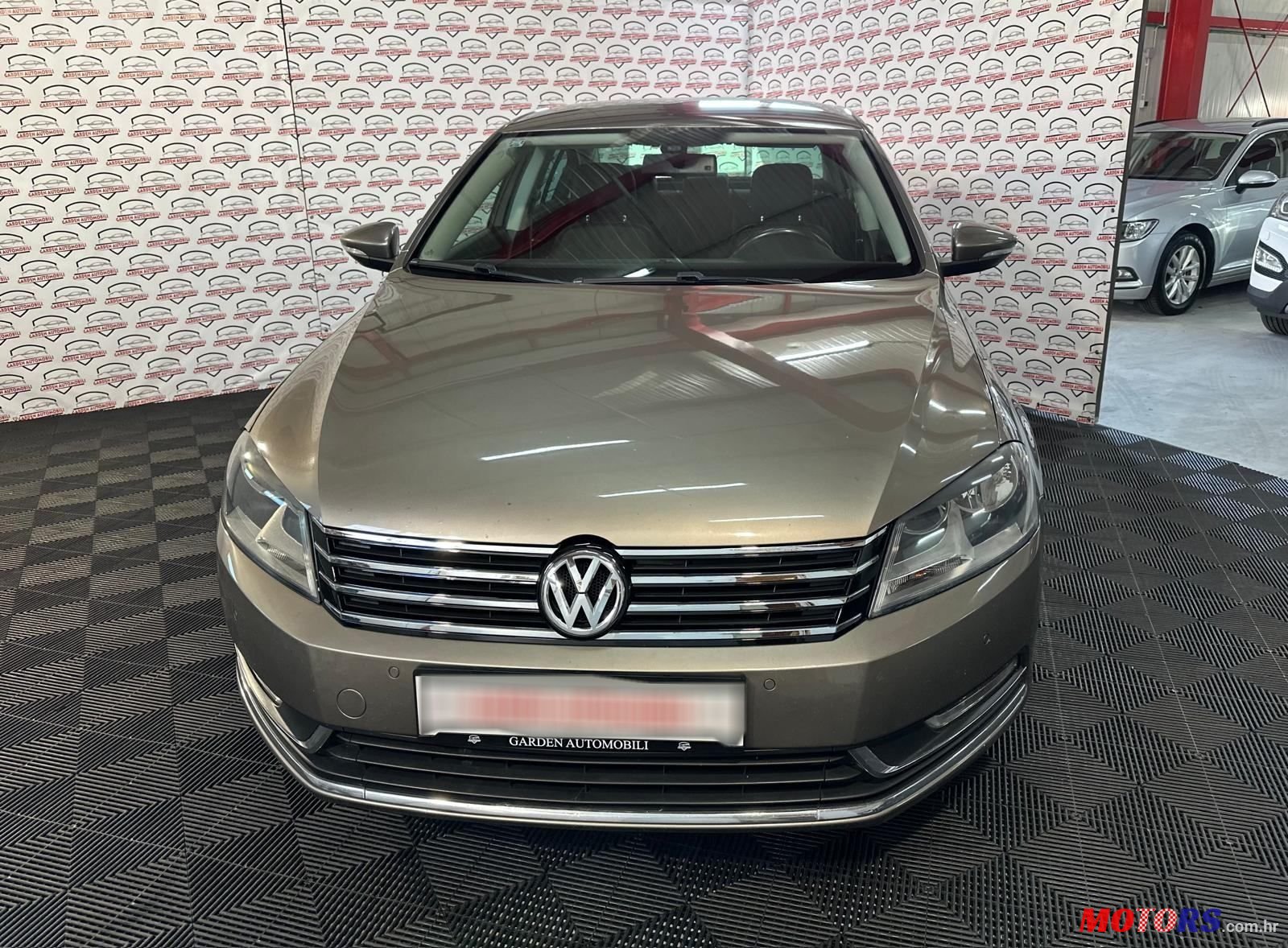 2011' Volkswagen Passat 2,0 Tdi photo #3