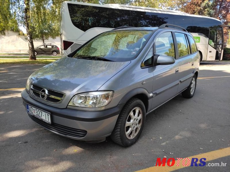 2004' Opel Zafira photo #2