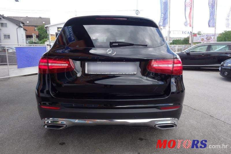 2015' Mercedes-Benz GLC 220 D photo #6