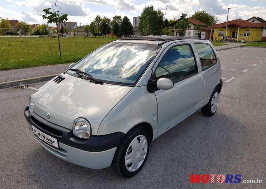 2004' Renault Twingo 1,2 16V photo #1