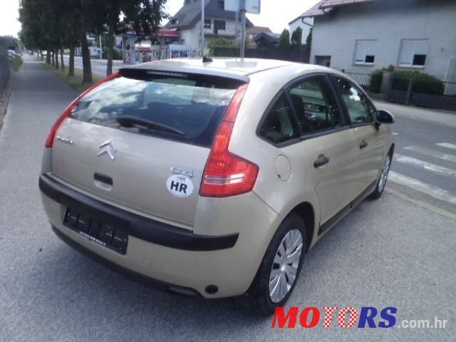 2006' Citroen C4 1,4 I 16V Sx photo #3