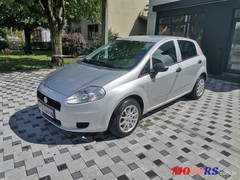 2011' Fiat Grande Punto 1,2 8V photo #4