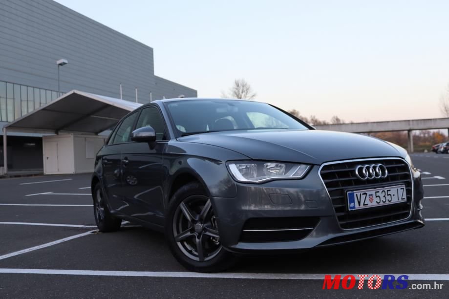 2015' Audi A3 1,6 Tdi photo #1