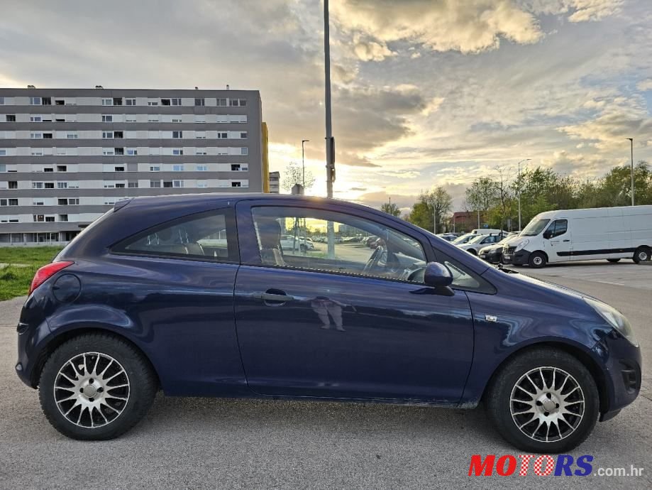 2013' Opel Corsa 1,3 Cdti photo #6