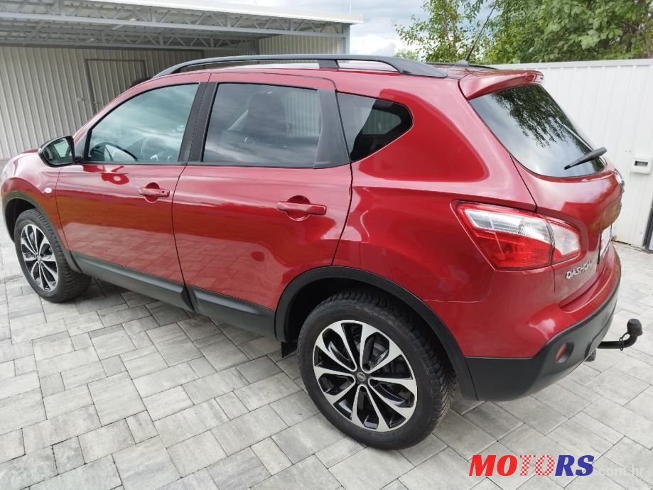 2013' Nissan Qashqai photo #6