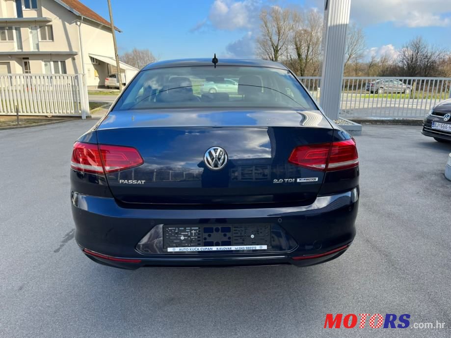 2015' Volkswagen Passat photo #4