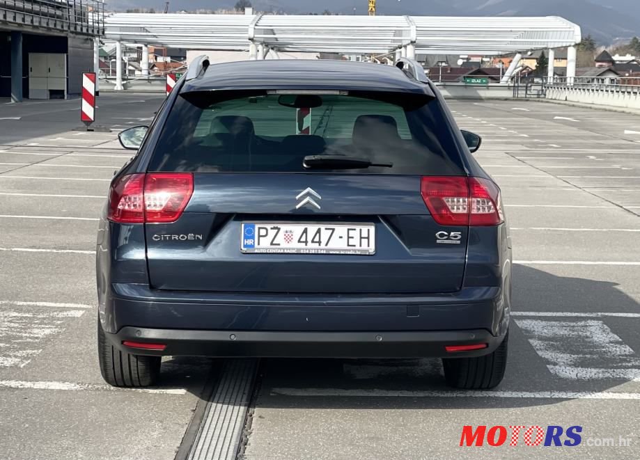 2009' Citroen C5 Break photo #4