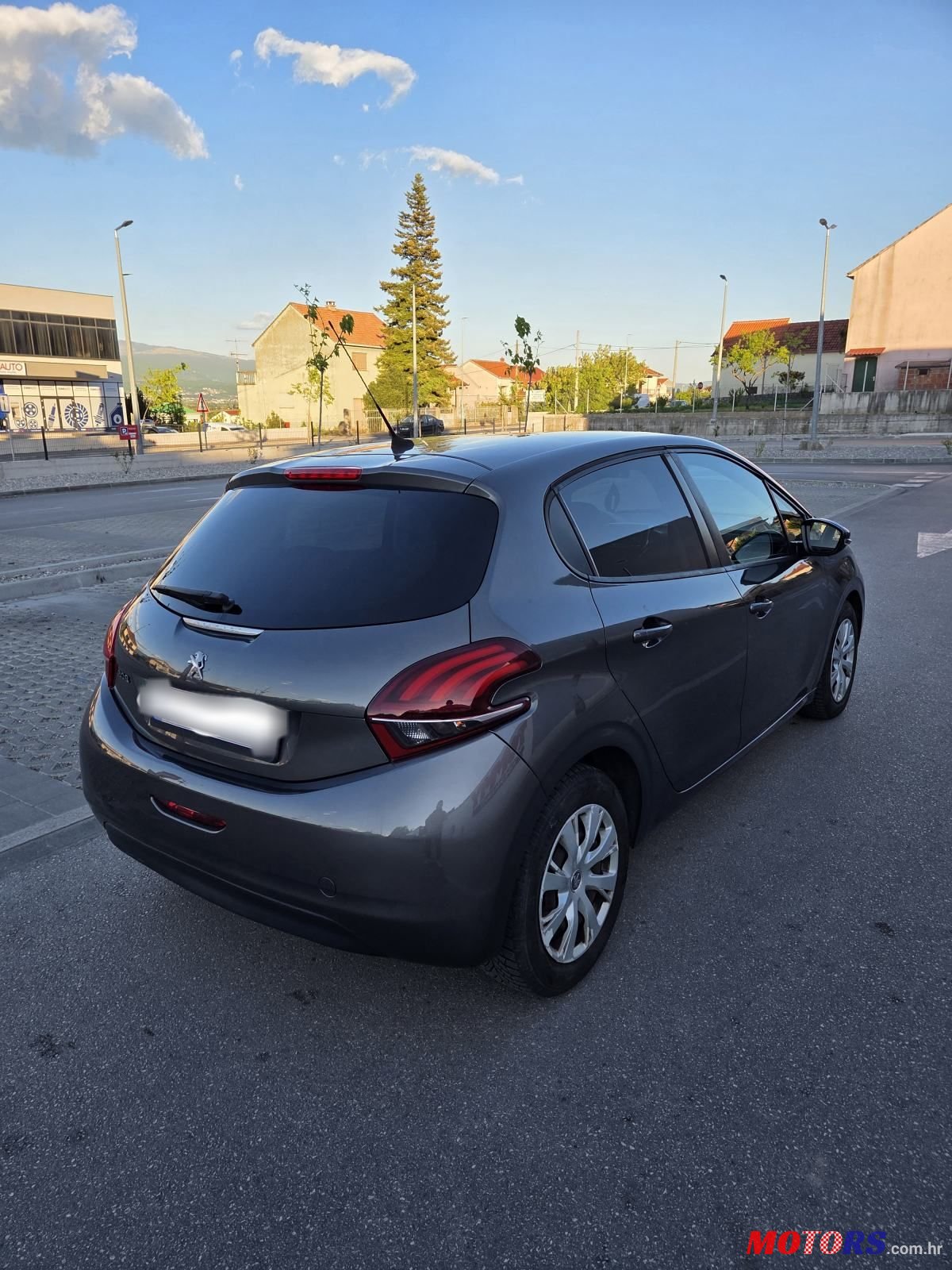 2018' Peugeot 208 1,6 Bluehdi photo #4