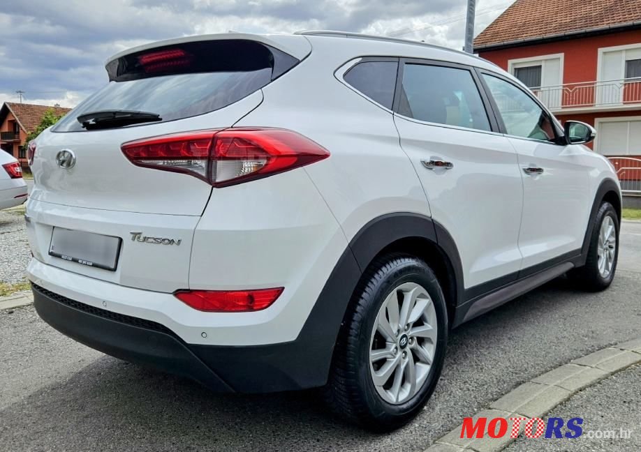 2016' Hyundai Tucson 1.7 Crdi photo #4