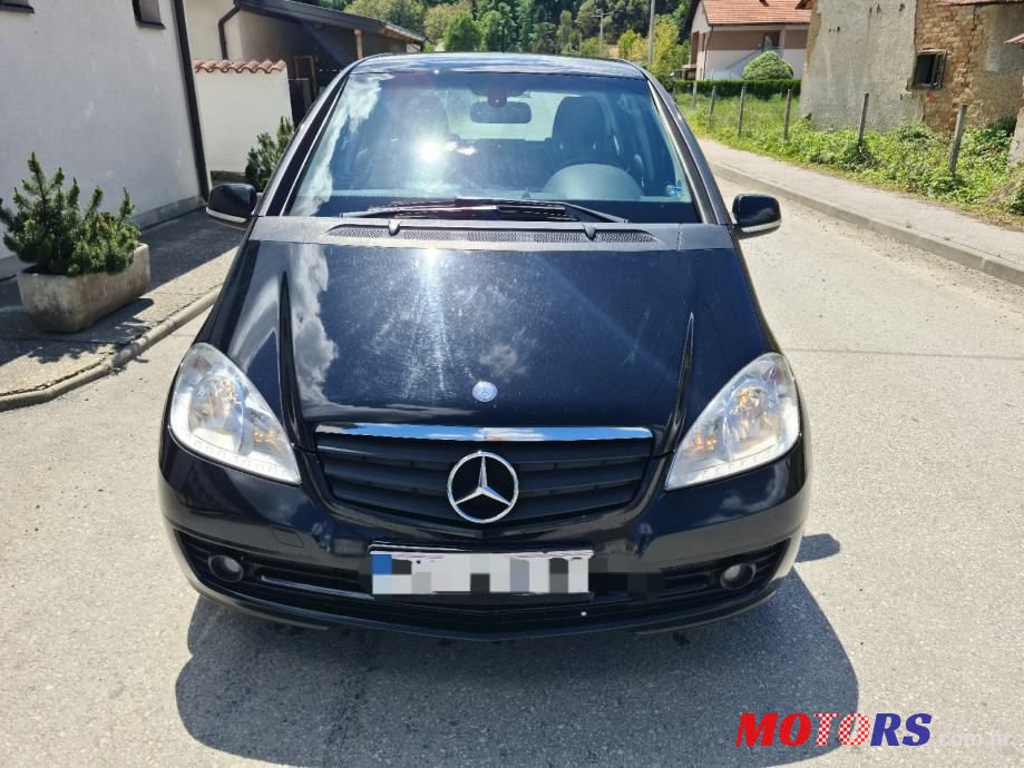 2010' Mercedes-Benz A-Klasa photo #3