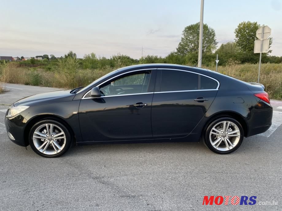 2013' Opel Insignia photo #5