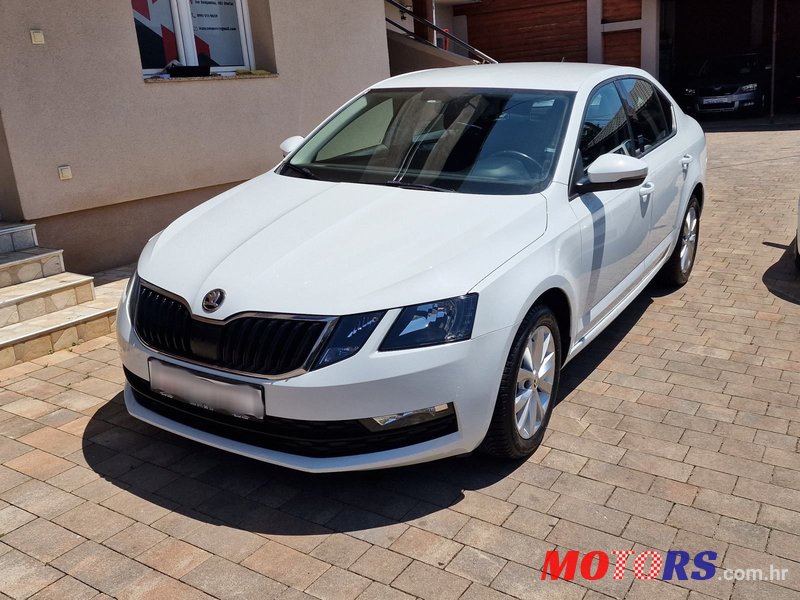 2019' Skoda Octavia 1,6 photo #1