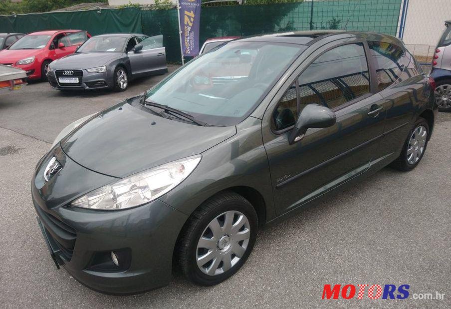 2010' Peugeot 207 1,6 Hdi photo #1