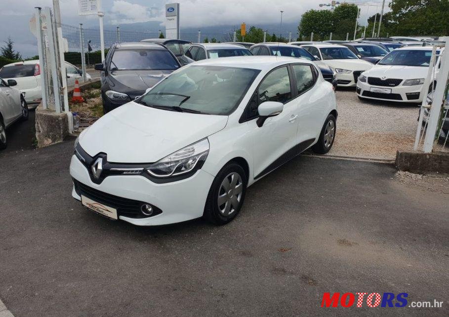 2015' Renault Clio Dci 75 photo #1