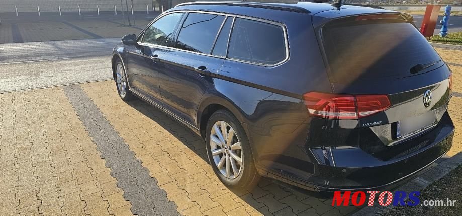 2016' Volkswagen Passat photo #3