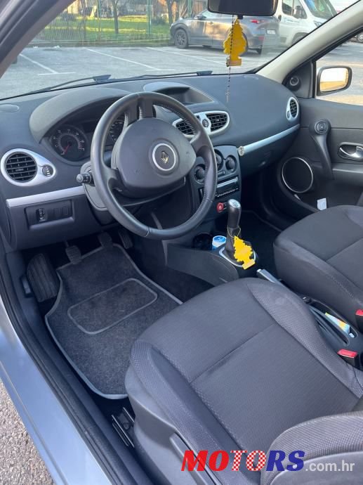 2006' Renault Clio 1,2 16V photo #5