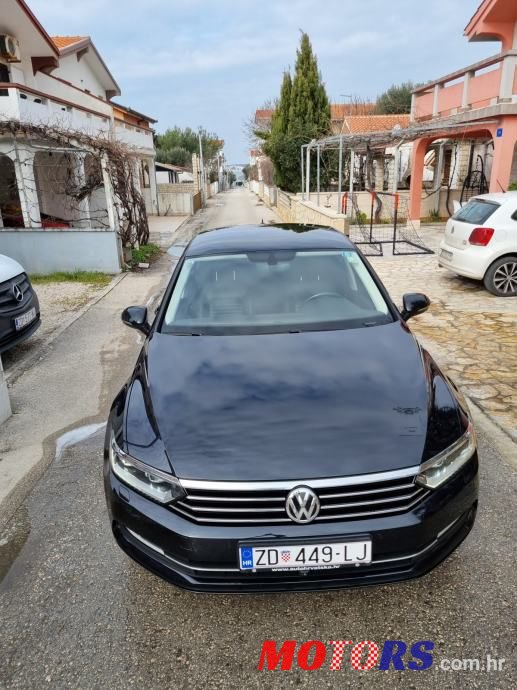 2015' Volkswagen Passat photo #5