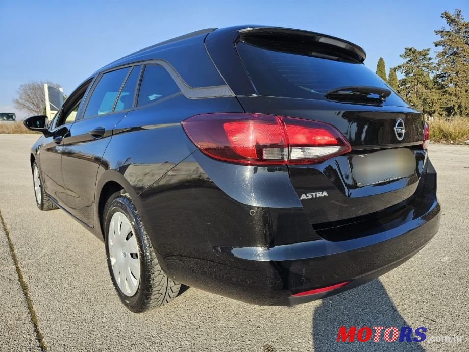 2019' Opel Astra 1,6 photo #3