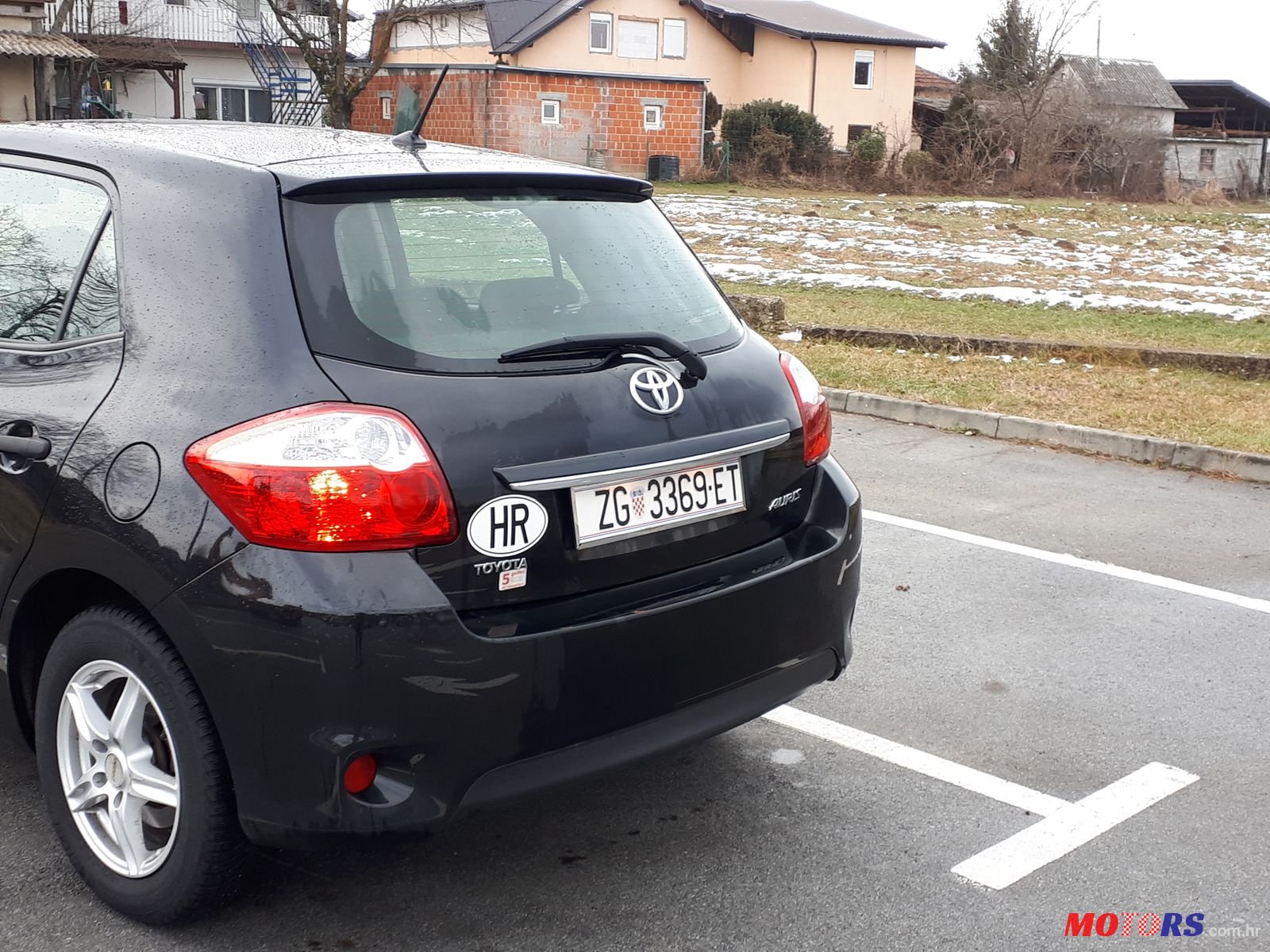 2012' Toyota Auris photo #6