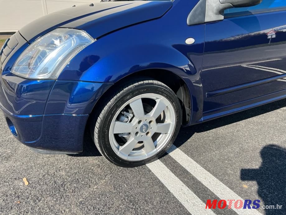 2004' Citroen C2 photo #5